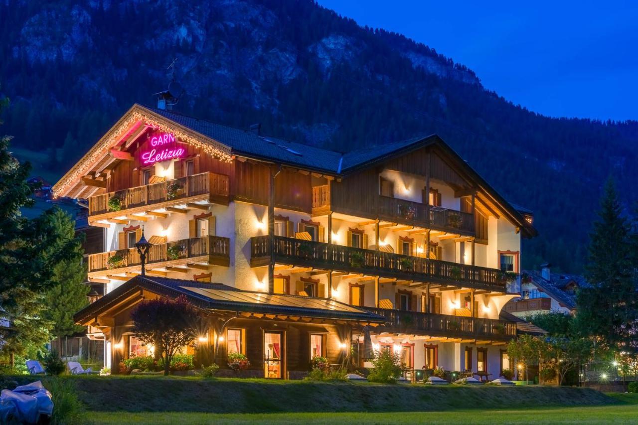 Garni Letizia Bed & Breakfast Campitello di Fassa Luaran gambar