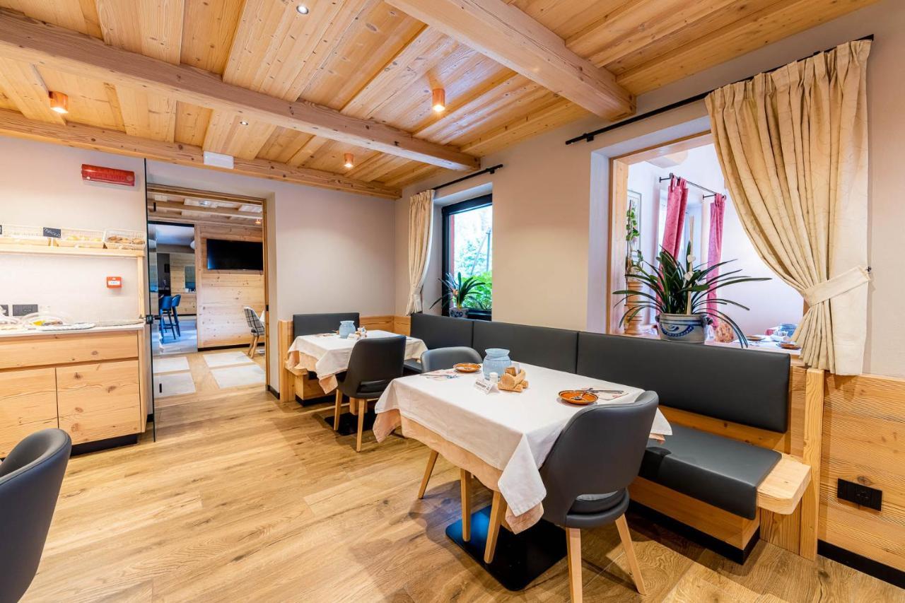 Garni Letizia Bed & Breakfast Campitello di Fassa Luaran gambar