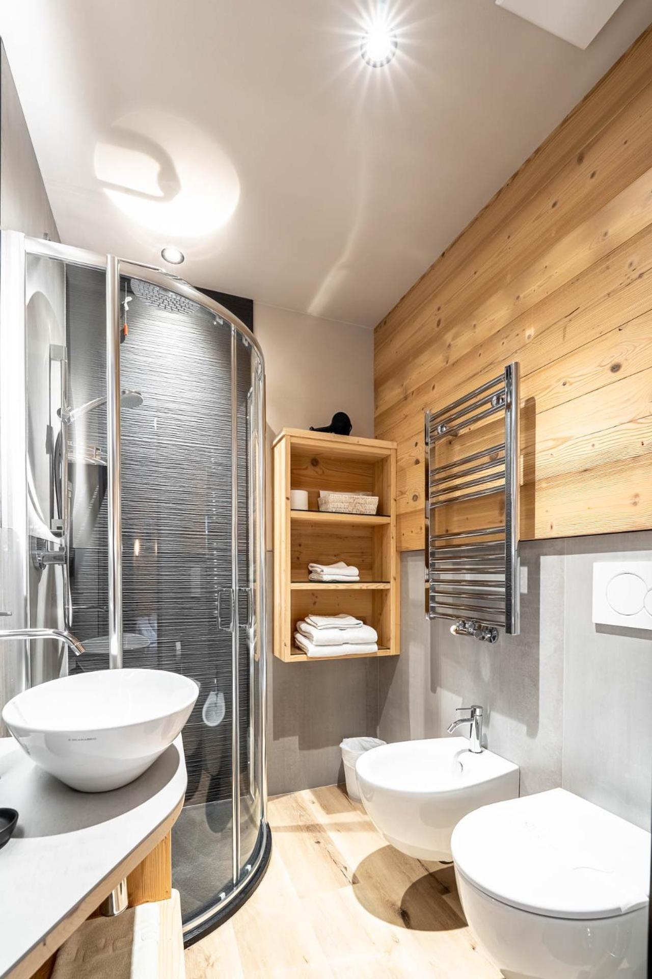 Garni Letizia Bed & Breakfast Campitello di Fassa Luaran gambar
